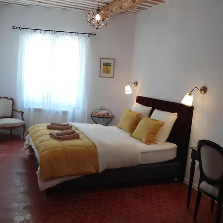 Apartmán Colonna 4 Bedroom Manosque